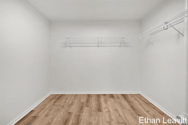 Builiding view forty two for 6260 Heathmoor, Grand Rapids, MI. 49546