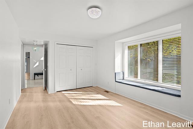 Builiding view thirty two for 6260 Heathmoor, Grand Rapids, MI. 49546