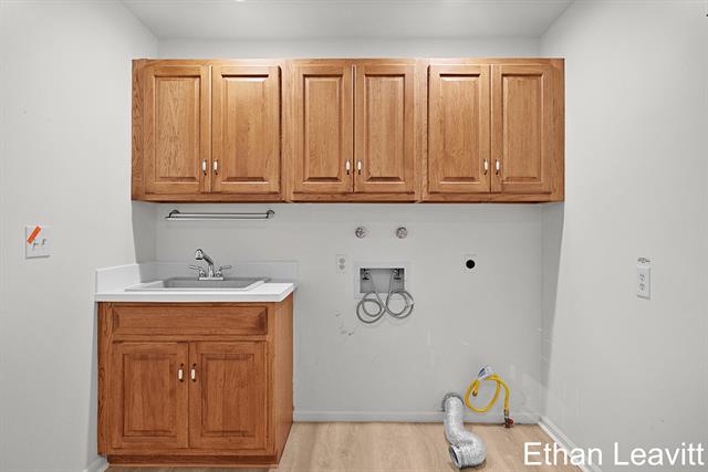 Builiding view twenty four for 6260 Heathmoor, Grand Rapids, MI. 49546