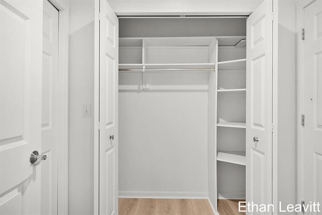 Builiding view twenty seven for 6260 Heathmoor, Grand Rapids, MI. 49546