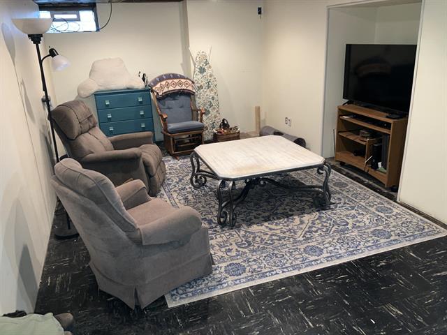 Builiding view nineteen for 2436 Madison, Grand Rapids, MI. 49507