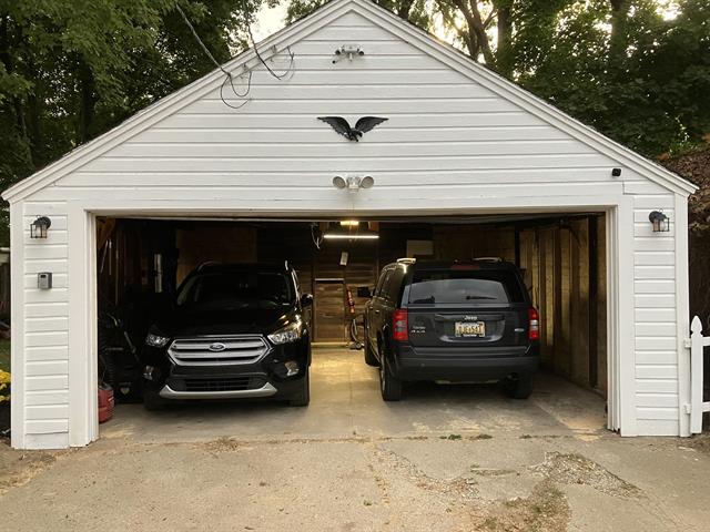 Builiding view twenty six for 2436 Madison, Grand Rapids, MI. 49507