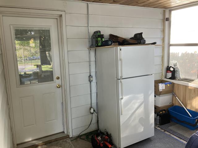 Builiding view twenty two for 2436 Madison, Grand Rapids, MI. 49507