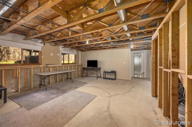 Builiding view nineteen for 2885 Hidden View, Caledonia, MI. 49316