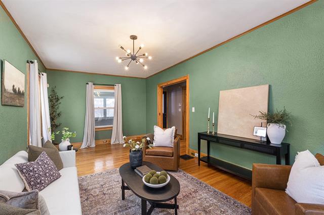 Builiding view four for 720 Giddings, Grand Rapids, MI. 49506