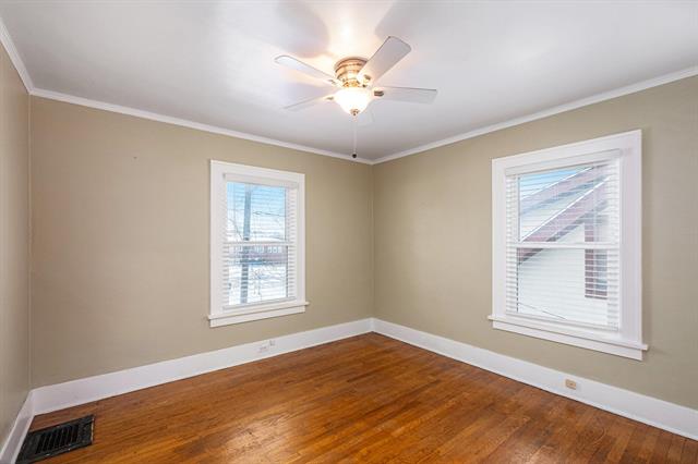 Builiding view thirteen for 720 Giddings, Grand Rapids, MI. 49506