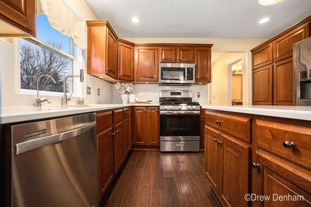 Builiding view ten for 2108 Hartman, Caledonia, MI. 49316