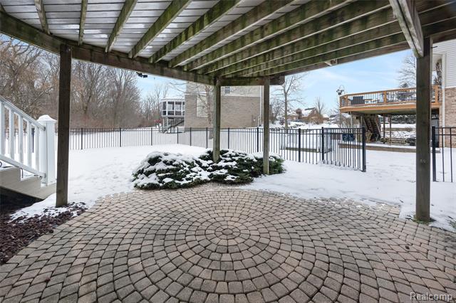 Builiding view thirty for 57351 Blossom Valley, New Hudson, MI. 48165