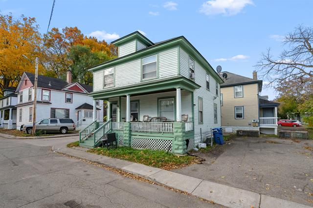 Builiding view twelve for 416 Bellevue, Kalamazoo, MI. 49007