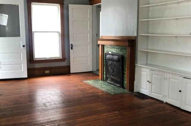 Builiding view two for 416 Bellevue, Kalamazoo, MI. 49007