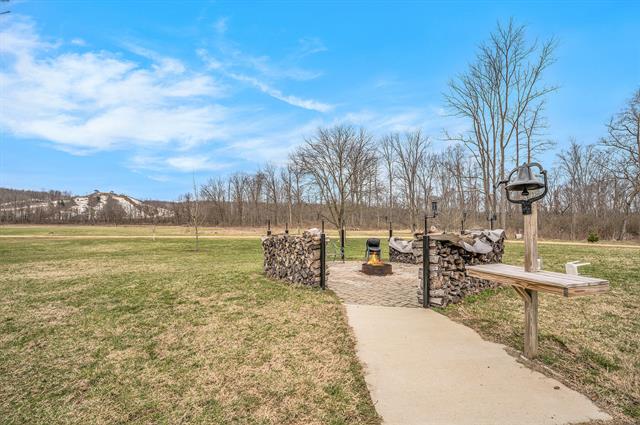 Builiding view eighteen for 722 River, Otsego, MI. 49078