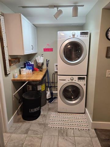 Builiding view thirty for 722 River, Otsego, MI. 49078