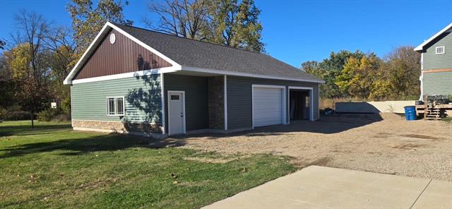 Builiding view twenty five for 722 River, Otsego, MI. 49078