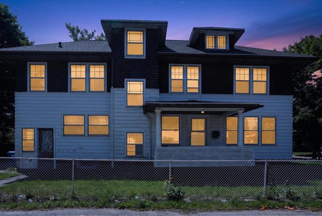 Builiding view one for 72 Fremont, Battle Creek, MI. 49017