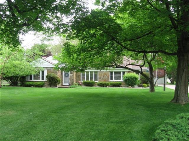 front view for 756 N Kalamazoo Avenue, Marshall, Mi. 49068