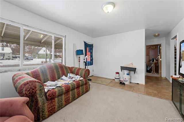 Builiding view twelve for 215 Ainsworth, Ypsilanti, MI. 48197