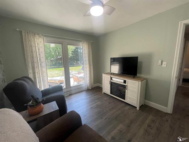 Builiding view forty one for 14960 Dixie, Monroe, MI. 48161