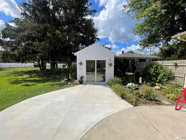 Builiding view twelve for 14960 Dixie, Monroe, MI. 48161