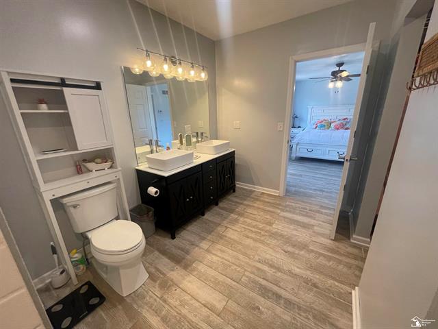 Builiding view twenty four for 14960 Dixie, Monroe, MI. 48161