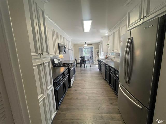 Builiding view twenty for 14960 Dixie, Monroe, MI. 48161