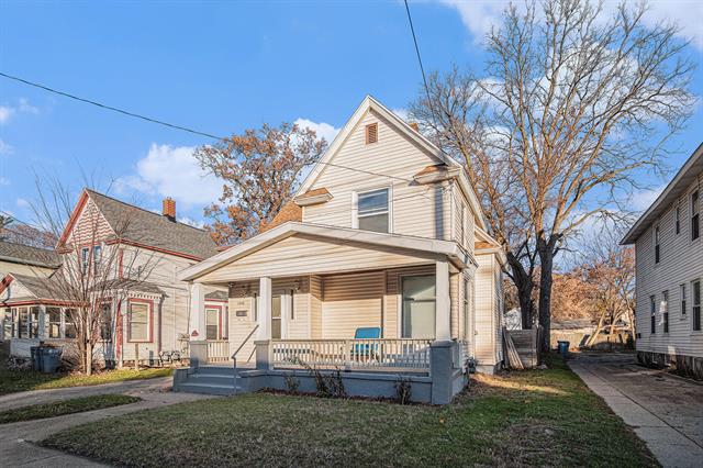 Builiding view three for 1040 Madison, Grand Rapids, MI. 49507