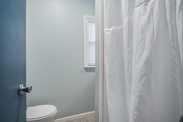 Builiding view twelve for 1040 Madison, Grand Rapids, MI. 49507