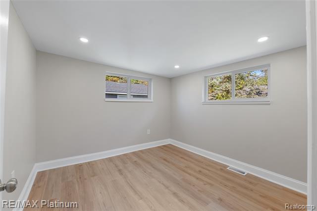 Builiding view twelve for 1605 Hughes, Brighton, MI. 48114