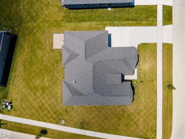Builiding view forty two for 16818 Glenhurst Drive, Macomb, MI. 48044