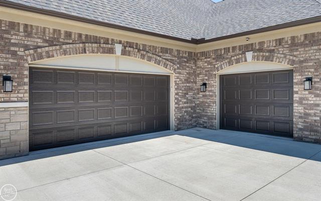 Builiding view four for 16818 Glenhurst Drive, Macomb, MI. 48044