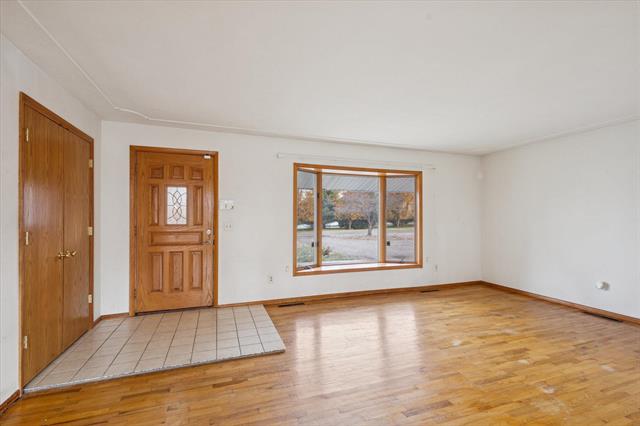 Builiding view five for 1622 Watkins, Battle Creek, MI. 49015