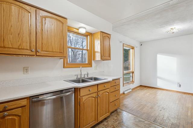 Builiding view thirteen for 1622 Watkins, Battle Creek, MI. 49015