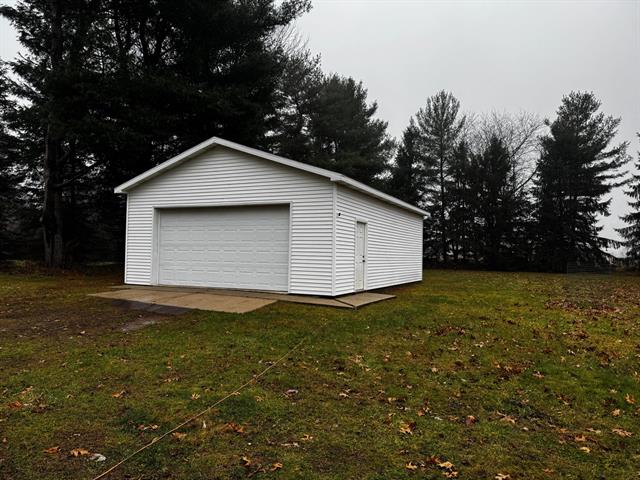 Builiding view thirty six for 1622 Watkins, Battle Creek, MI. 49015