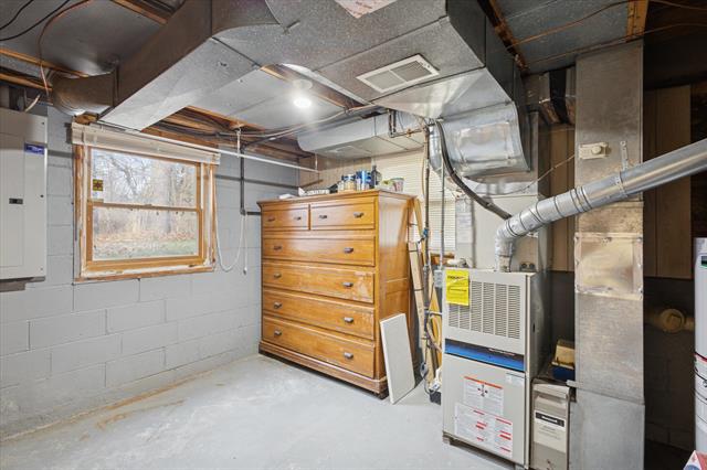 Builiding view twenty nine for 1622 Watkins, Battle Creek, MI. 49015