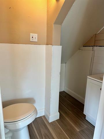 Builiding view nine for 2128 Hoyt, Muskegon, MI. 49444