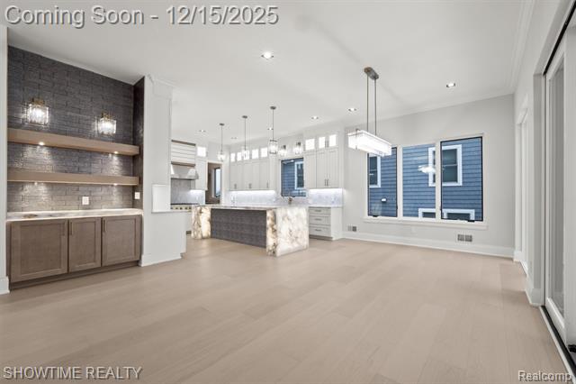 Builiding view thirteen for 13281 Haddon, Fenton, MI. 48430