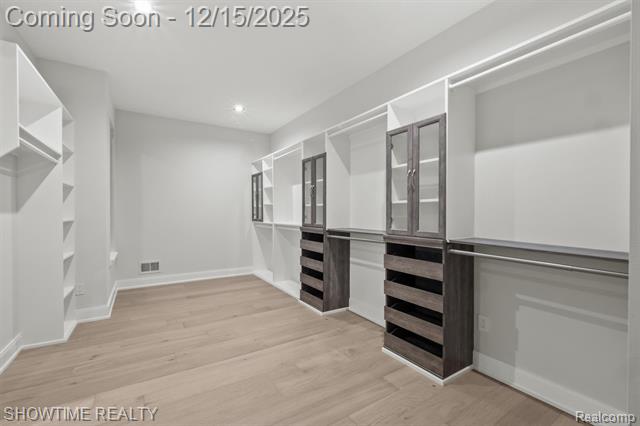 Builiding view twenty for 13281 Haddon, Fenton, MI. 48430