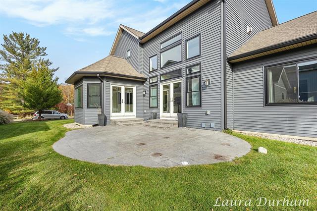 Builiding view thirty one for 408 Park, Douglas, MI. 49406