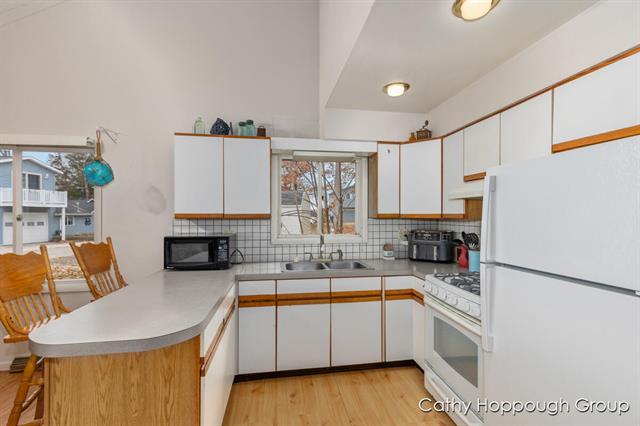 Builiding view eight for 1401 White Birch, Stanton, MI. 48888