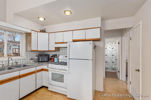 Builiding view nine for 1401 White Birch, Stanton, MI. 48888