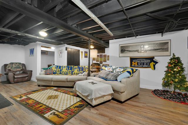 Builiding view nineteen for 117 Fairview, Niles, MI. 49120