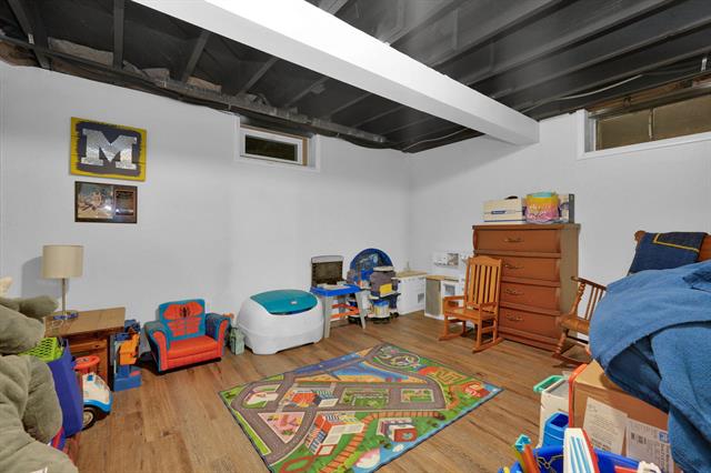 Builiding view twenty two for 117 Fairview, Niles, MI. 49120