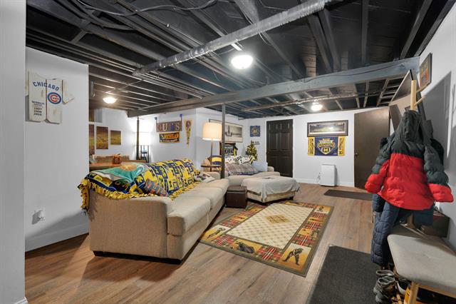 Builiding view twenty for 117 Fairview, Niles, MI. 49120