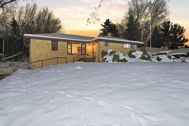 front view for 117 N Fairview Avenue, Niles, Mi. 49120