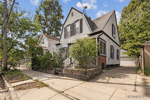 Builiding view one for 509 Diamond, Grand Rapids, MI. 49506