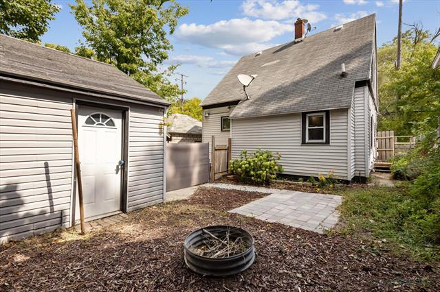 Builiding view thirty eight for 509 Diamond, Grand Rapids, MI. 49506