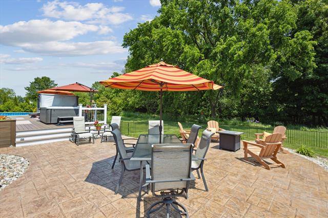 Builiding view thirty one for 70825 Adamsville, Edwardsburg, MI. 49112