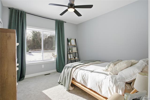 Builiding view eighteen for 2430 Judah, Lake Orion, MI. 48359