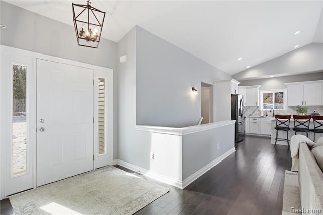 Builiding view five for 2430 Judah, Lake Orion, MI. 48359