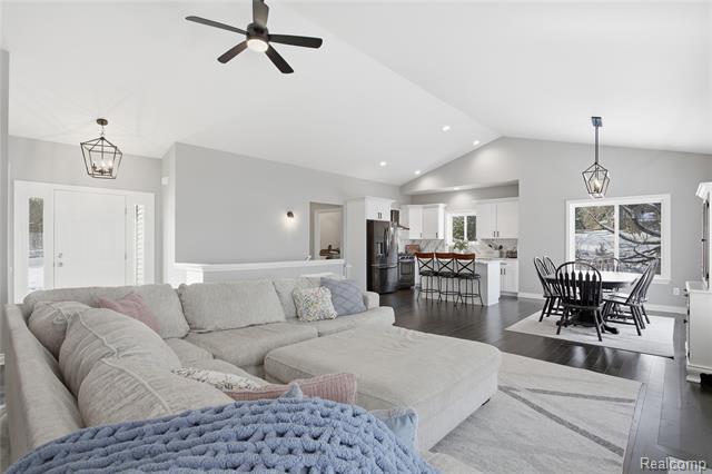 Builiding view nine for 2430 Judah, Lake Orion, MI. 48359