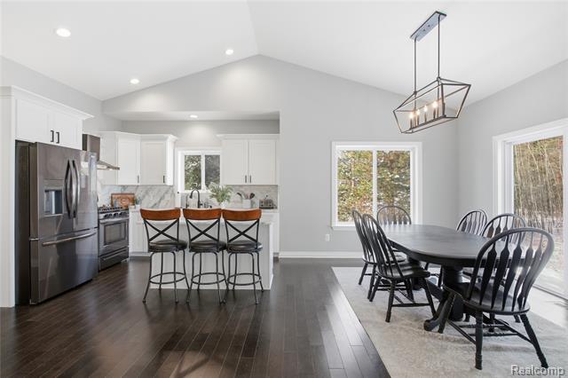 Builiding view ten for 2430 Judah, Lake Orion, MI. 48359